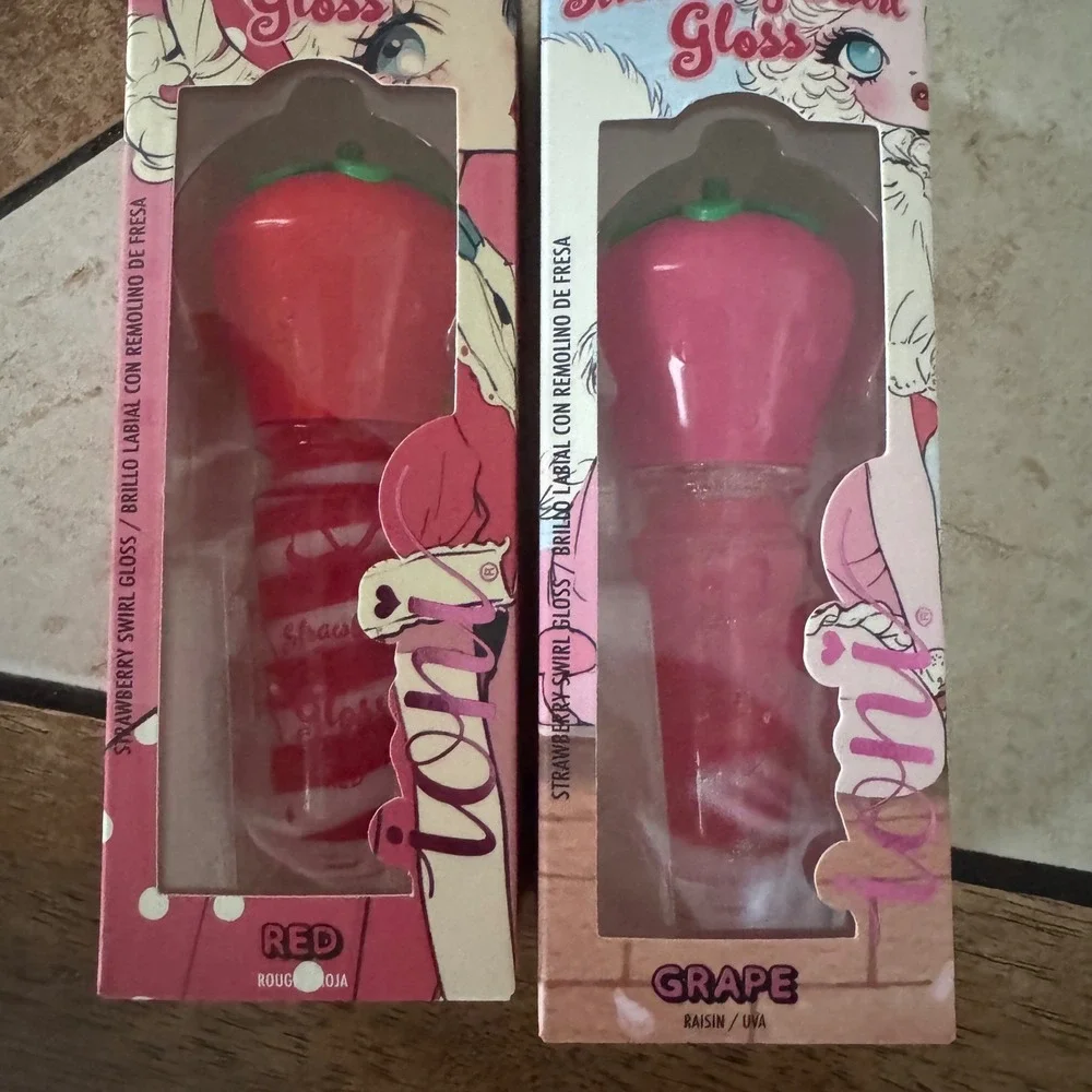 Ioni Strawberry Swirl Gloss Dolly's Adventure Red & Grape scented 0.17oz makeup